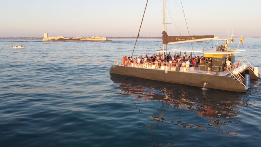 Sancti Petri: Sunset Catamaran Cruise - Sancti Petri Castle from the water