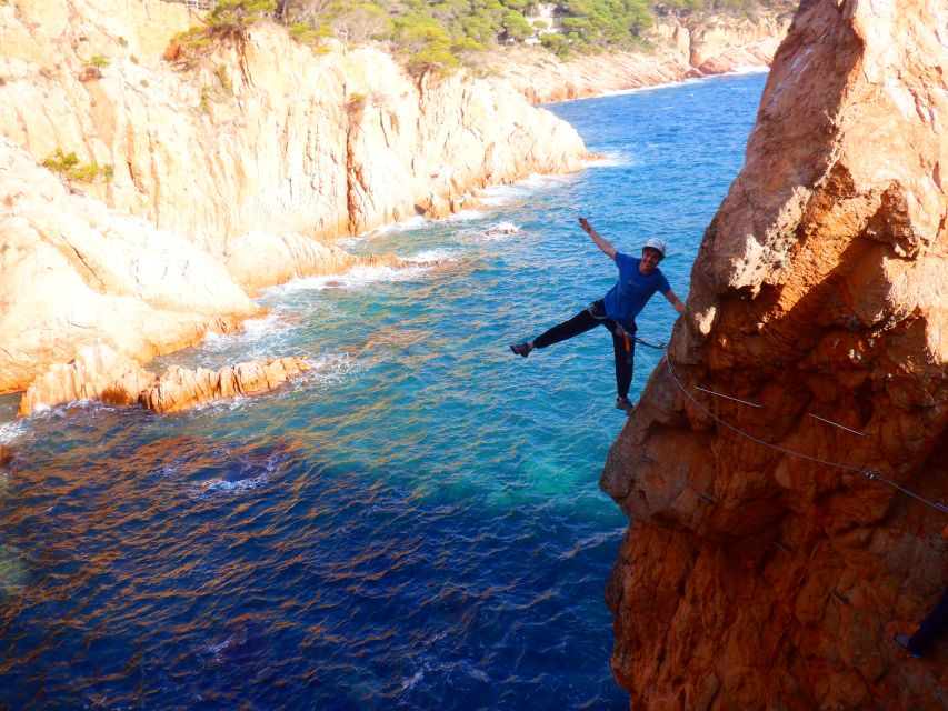 Sant Feliu de Guixols: Climb Via Ferrata Cala del Molí - The first phase: learning the route and finding your rhythm