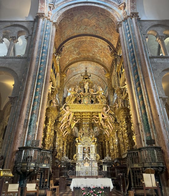 Santiago de Compostela Cathedral and Museum Guided Tour - Why a guided visit helps at Santiago Cathedral