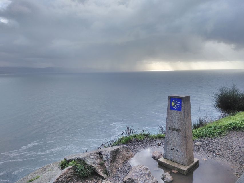 Santiago de Compostela: Finisterre, Muxia & Costa da Morte - The guides are a major part of the value