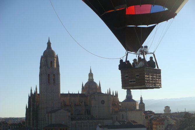 Segovia from the Skies: Sunrise Balloon Ride - Landing is part of the adventure