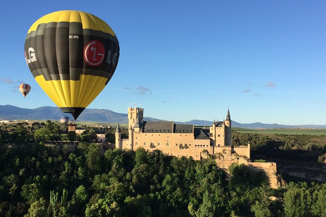 Segovia from the Skies: Sunrise Balloon Ride - Who should book this flight?
