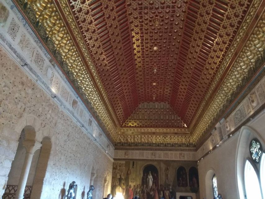 Segovia: Guided Walking Tour with Cathedral & Alcázar Entry - Starting beneath Segovia’s Roman Aqueduct