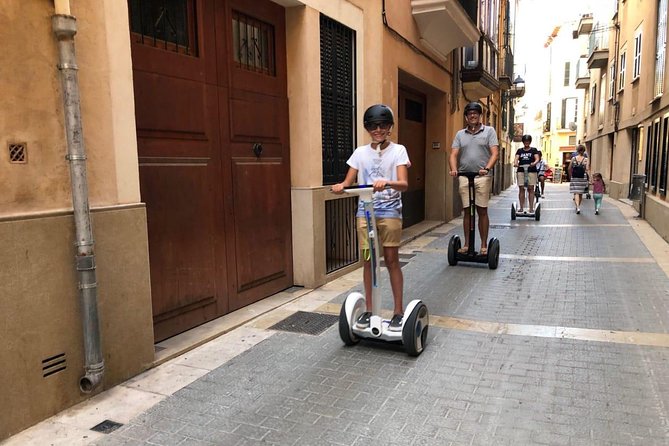 Segway Tour 1 Hour in Palma - A park stop and the best photo opportunities
