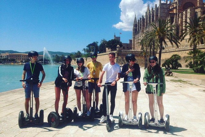 Segway Tour 1 Hour in Palma - What the guides add to the experience