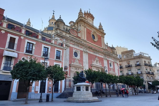 Sevilla Food Tour: Tapas, Wine, History & Traditions - Santa Cruz, a family tavern, and the final sweet course