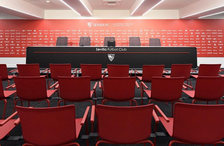 Sevilla: Ramón Sánchez Pizjuán Stadium Entry Ticket - The VIP box and media room