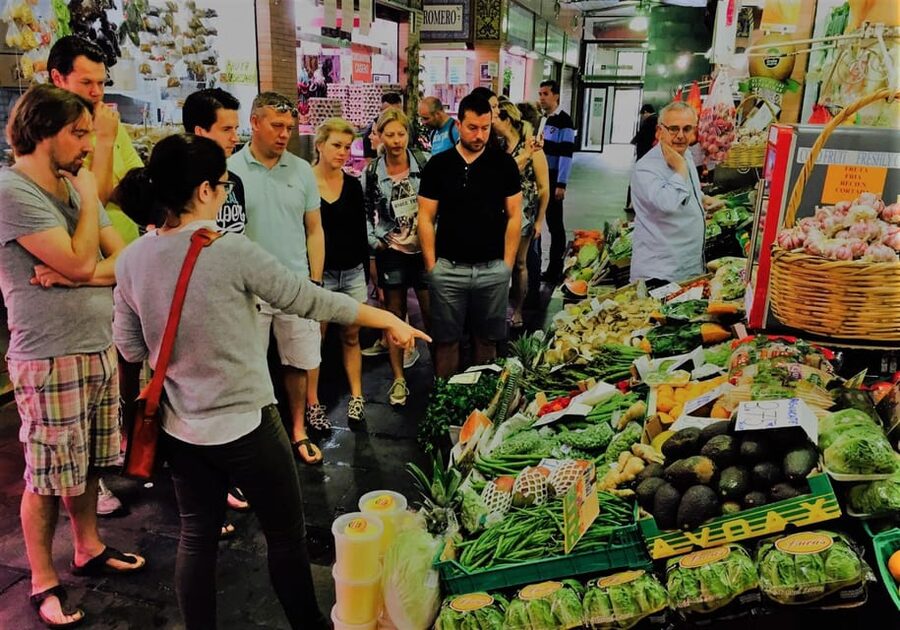 Seville: 3.5-Hour Spanish Cooking Class & Triana Market Tour - Sangria, lunch, and the part you do not have to cook