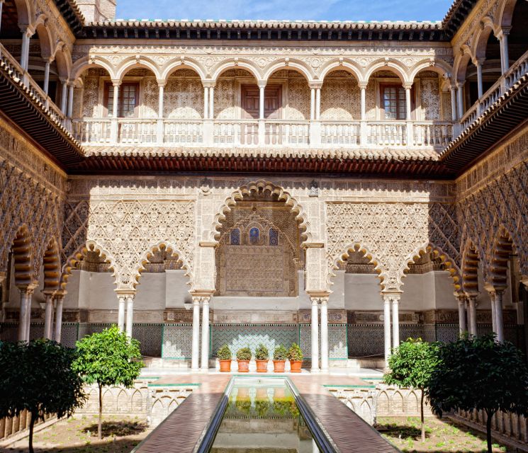 Seville: Alcázar Fast-Track Access with Guided Tour - Fast-track entry and why timing matters