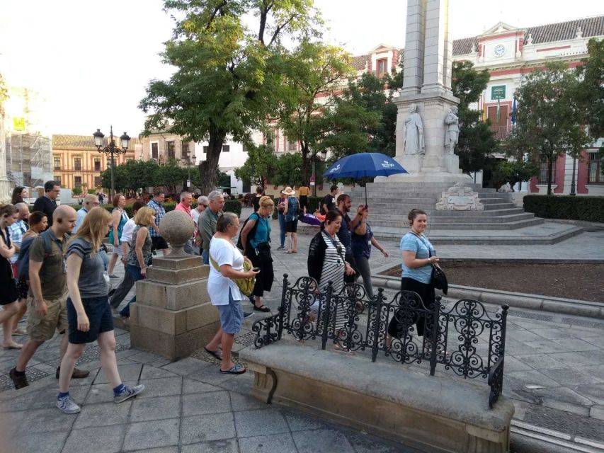 Seville: Alcázar Fast-Track Access with Guided Tour - Inside the palace: architecture with a guide’s explanation
