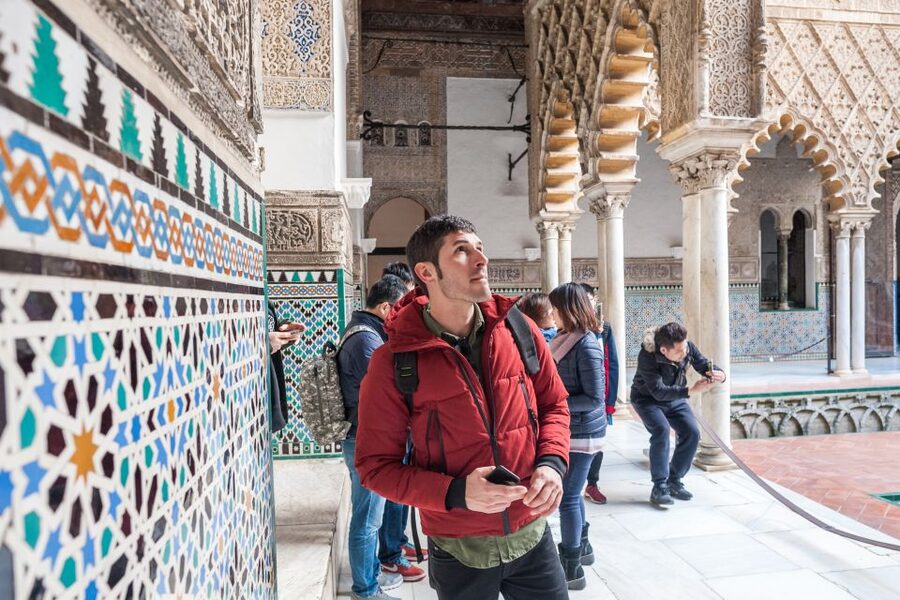 Seville: Alcázar Guided Tour - Timing, access, and small practical problems