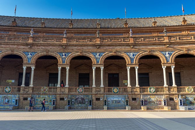 Seville & Alcazar Skip the Line from Cadiz Port (Cruisers Only) - Plaza de España and the limits of the schedule
