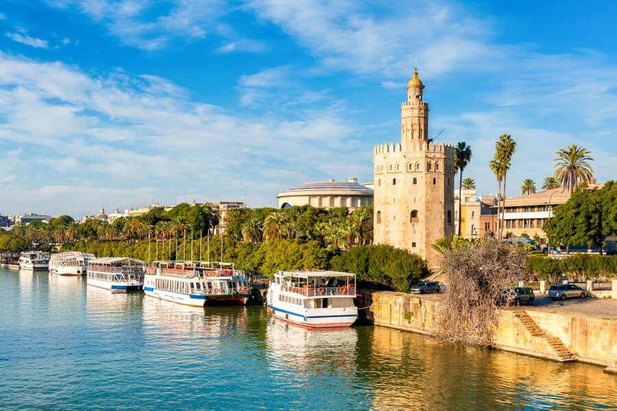 Seville: Authentic and Romantic Horse-Drawn Carriage Ride - Key points before you book