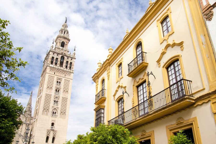 Seville: Cathedral and Alcázar Guided Tour - Why these two Seville monuments belong together