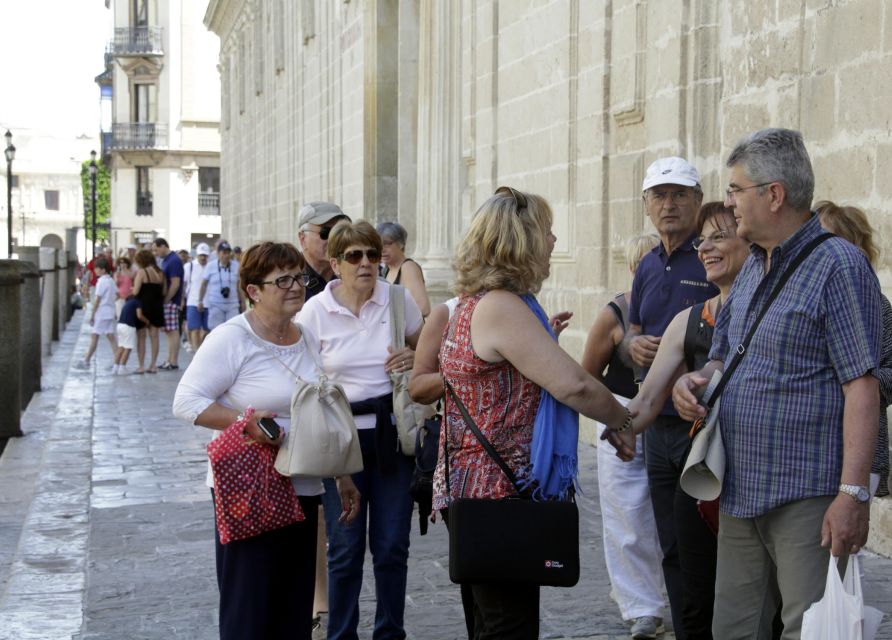 Seville: Cathedral and Giralda Skip-the-line Guided Tour - Christopher Columbus’s tomb