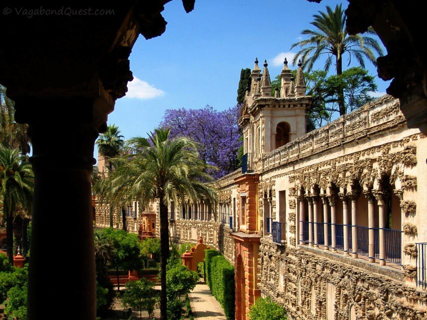 Seville: Cathedral, Giralda & Alcázar Guided Tour - Timing, documents, and practical planning