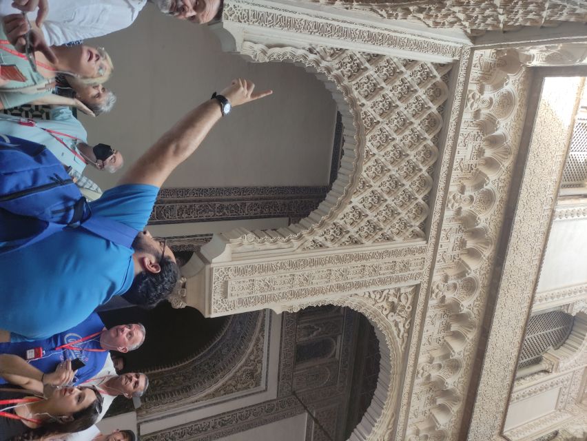Seville: Cathedral, Giralda, and Alcazar Guided Tour - Small practical details that matter