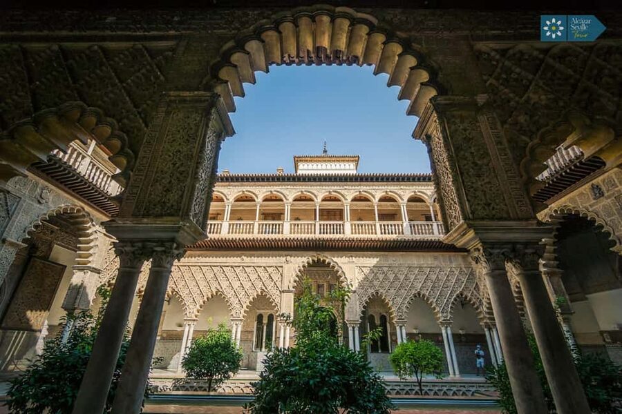 Seville: Cathedral, Giralda, and Royal Alcázar Guided Tour - Why these three Seville sights belong together