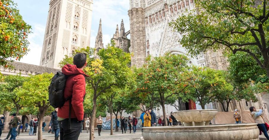 Seville: Cathedral Guided Tour with Priority Access - Entering through priority access