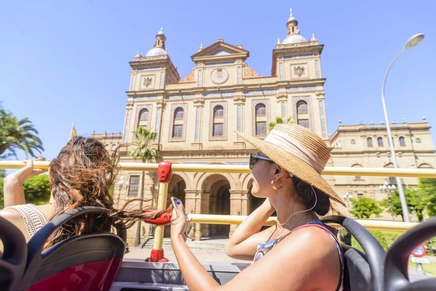 Seville: City Sightseeing Hop-On Hop-Off Bus Tour - Stop 1: Paseo de Colón and the bullring