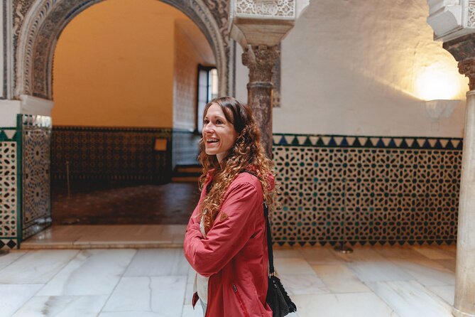 Seville Exclusive Beat the Crowds Guided Alcazar Before Opening - Group size, pace, and comfort