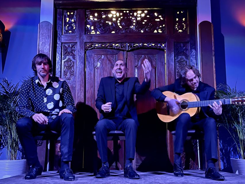 Seville: Flamenco Show at Tablao Almoraima in Triana - The included drink and premium Iberian dish