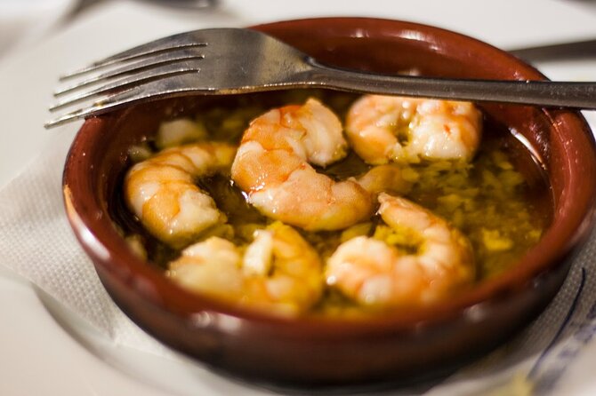 Seville Food Tour: Vermut, Churros & 10+ Tasty Local Dishes - The Giralda and the Alcázar