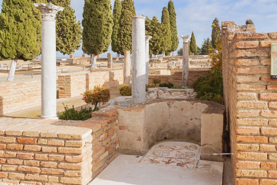 Seville: Game of Thrones and Roman Empire Italica Tour - Should you book this Itálica tour?