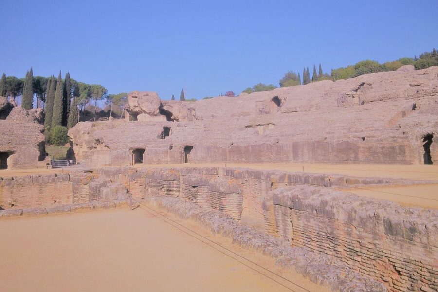 Seville: Game of Thrones and Roman Empire Italica Tour - Why a guide makes such a difference