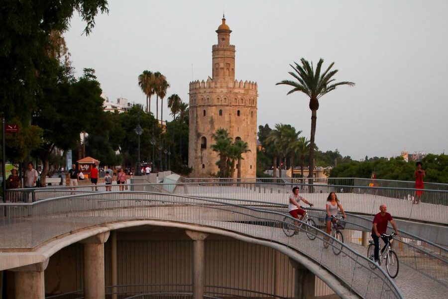 Seville: Guided Sunset Bike Tour - Triana and the wider city picture
