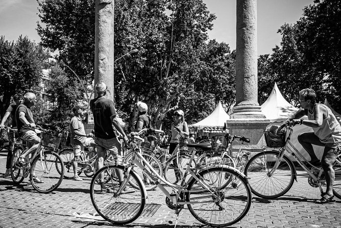 Seville Highlights Bike Tour (English) - Santa Ana and San Telmo