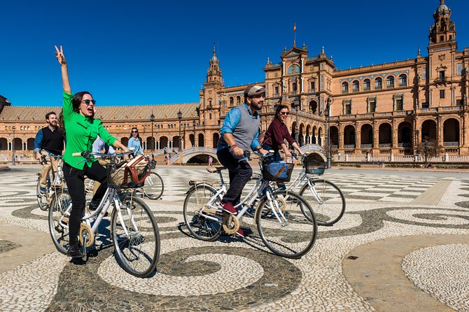 Seville Highlights Bike Tour (English) - Santa Cruz and the Alcázar Walls