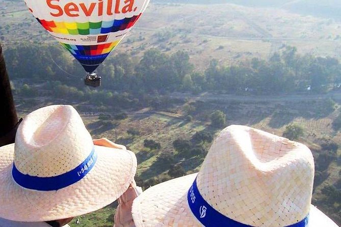 Seville Hot-Air Balloon Ride with Breakfast, Cava & Hotel Pick up - Meeting Gloobo at Benacazón