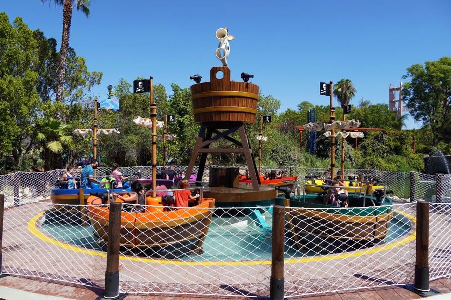 Seville: Isla Mágica with Optional Agua Mágica Park Tickets - Shows, fireworks, and Andalusian character