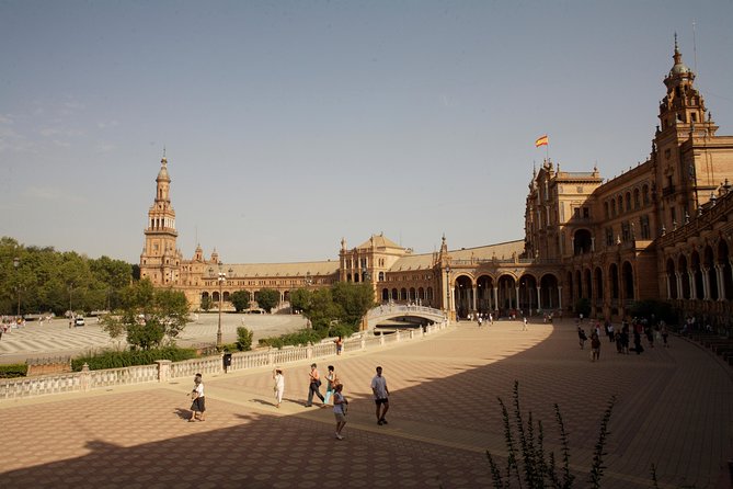 Seville Private Walking Tour with Alcazar & Cathedral Tickets - The Royal Alcazar and its palace courtyards