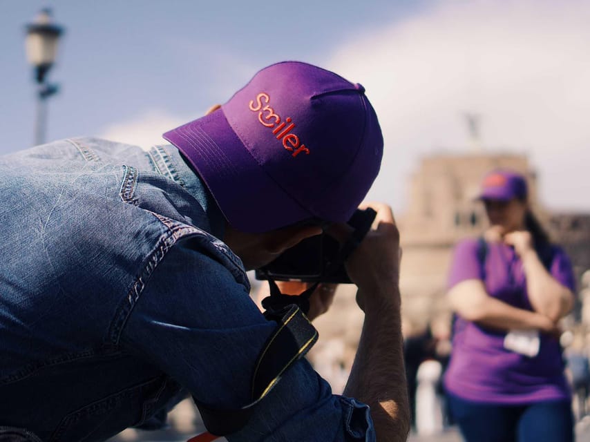 Seville: Professional Photoshoot at Plaza de España - Who should book this experience