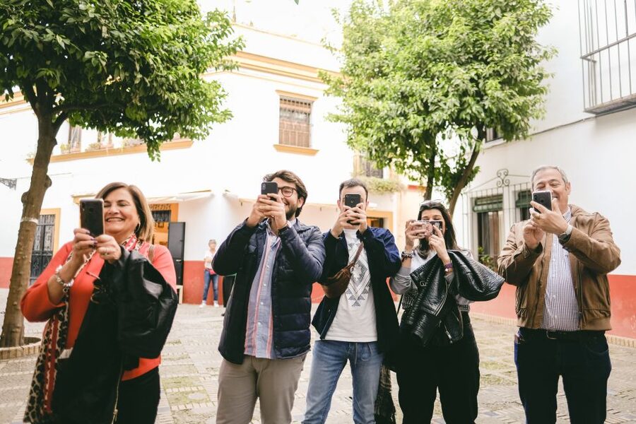 Seville: Small-Group Jewish Quarter Discovery Walking Tour - Plaza del Triunfo: Seville’s big historical stage