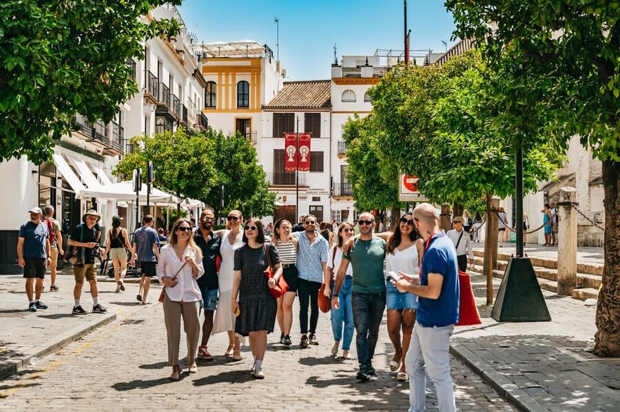 Seville: Tapas, Taverns and History Guided Walking Tour - Gloria&Rositas: a sweet finish with local character
