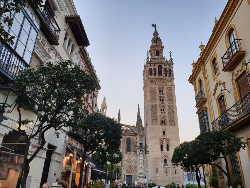 Seville: Tapas, Taverns, and History Walking Tour - Practical planning for Plaza de la Encarnación