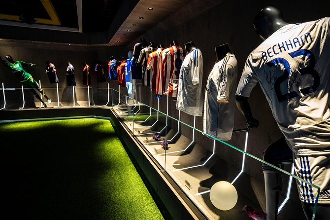 Skip the Line: Rafa Nadal Museum Xperience - Meeting Michael Jordan, Usain Bolt, and Other Sporting Icons