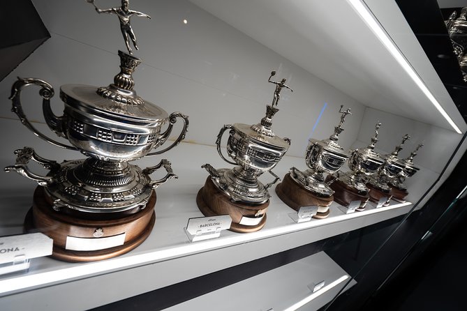 Skip the Line: Rafa Nadal Museum Xperience - Entering Through the Multimedia Tunnel