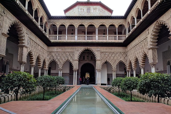 Small-Group Alcazar of Seville Guided Tour with entry ticket - The Gothic Palace and Maria Padilla’s Baths