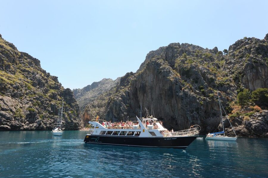 Sóller: Boat Trip to Sa Calobra and Torrent de Pareis - The boat from Port de Sóller to Sa Calobra