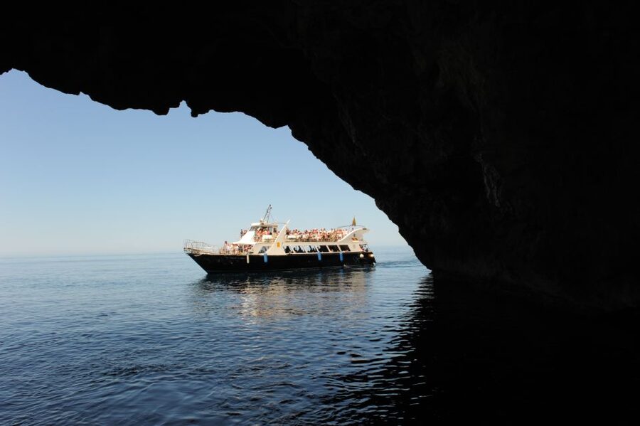 Sóller: Boat Trip to Sa Calobra and Torrent de Pareis - Walking through the Torrent de Pareis