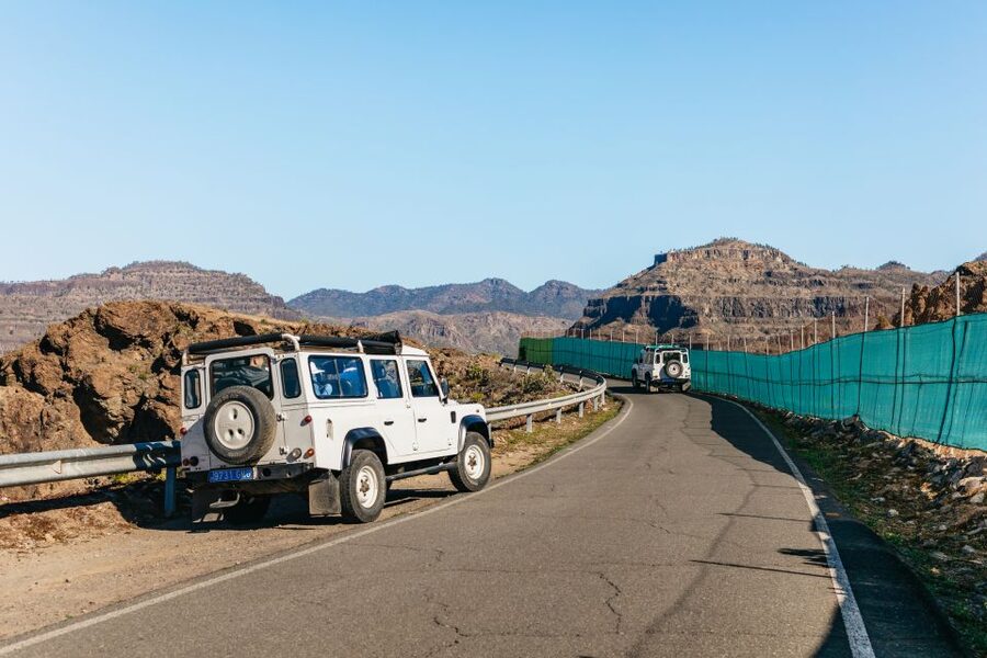 South Gran Canaria: Off-Road Valleys & Villages Jeep Tour - Salobre to Chira Lake and the Roque Nublo views