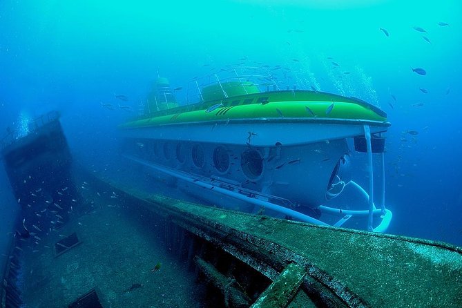 Submarine Safaris Lanzarote - What happens during the one-hour outing