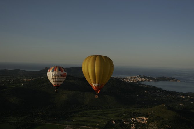 Sunrise and Sunset Experience Hot Air Balloon Ride Mallorca - The basket, group size, and comfort
