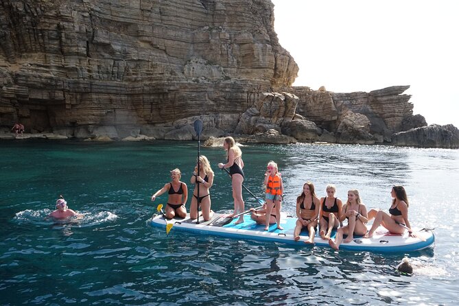 Sunset Beach Tour 3 HS all Inclusive ( Paddle boards , Kayaks & Snorkeling) - The boat itself: lounge beds, music, and shade