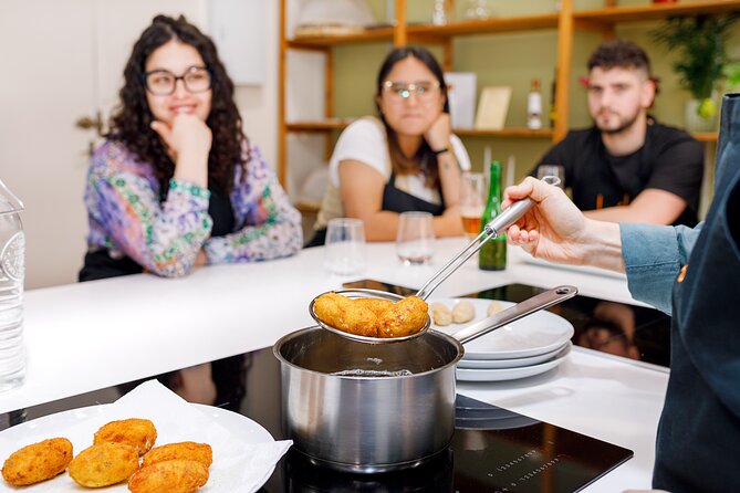 Tapas & Paella Cooking Class in Madrid with a Professional Chef - Who should book this cooking class