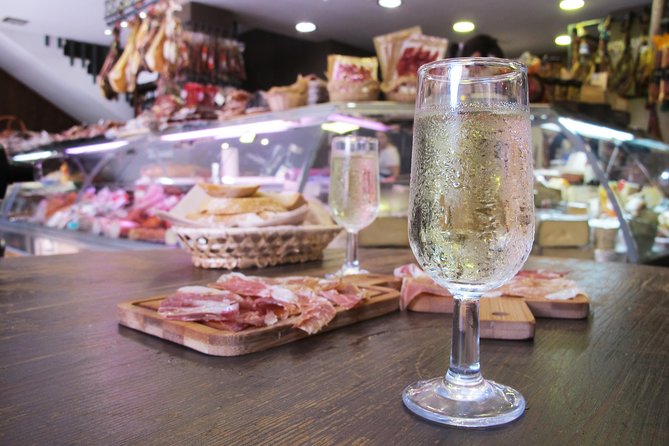 Taste of Malaga Tour : Tapas, History and Local Customs - A modern finish near the Alcazaba